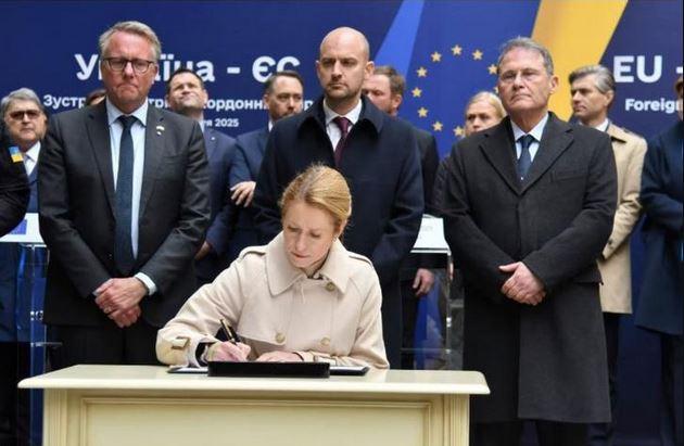 Kaj v resnici pomeni tožba Rusije proti »Euroclearu«?