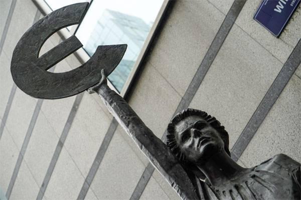 Eurostat potrdil 1,4-odstotno decembrsko inflacijo v območju evra