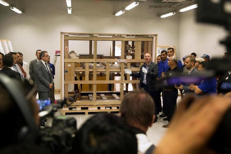 Bojni voz faraona Tutankamona prepeljali v Veliki egiptovski muzej