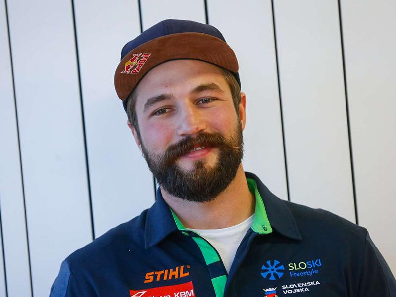 Flisar v Rusiji zanesljivo uvrščen na obe tekmi