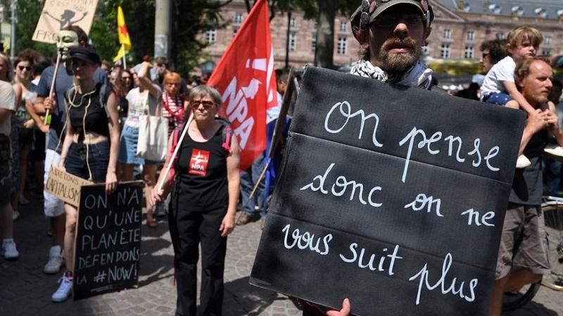 Tisoči na ulicah francoskih mest proti Macronovim reformam