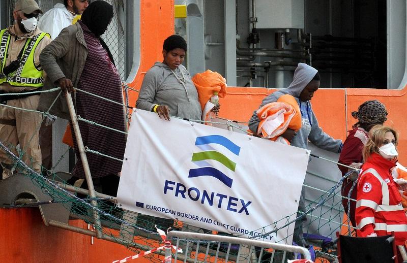 Frontex v operaciji aretiral 23 tihotapcev migrantov