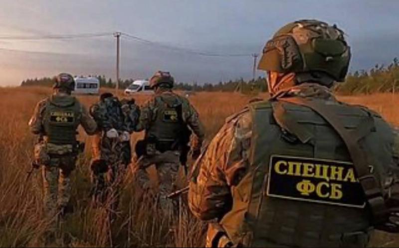 FSB preprečil ukrajinsko-britansko zaroto: Poskus ugrabitve letala MiG-31 z raketo »Kinžal«