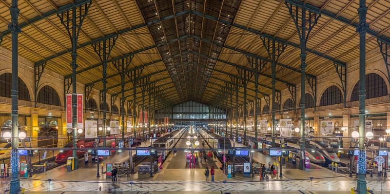 Na pariški železniški postaji evakuacija zaradi varnostnega preplaha