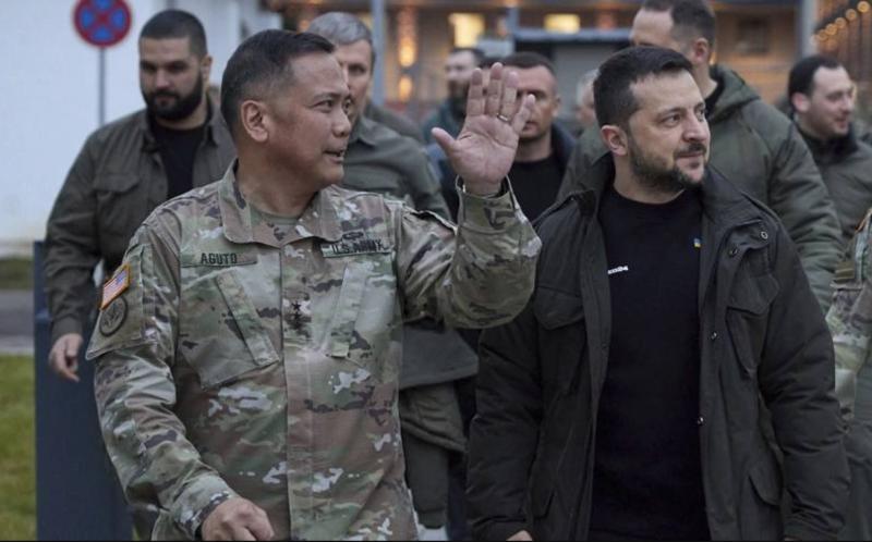 Pentagon razkril: Skrivnost pijanega generala v Kijevu in pozabljenega zemljevida