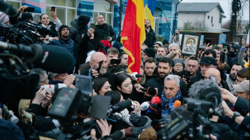 Georgescu: Sodniki so klecnili pred politično močjo, a največjo moč ima ljudstvo