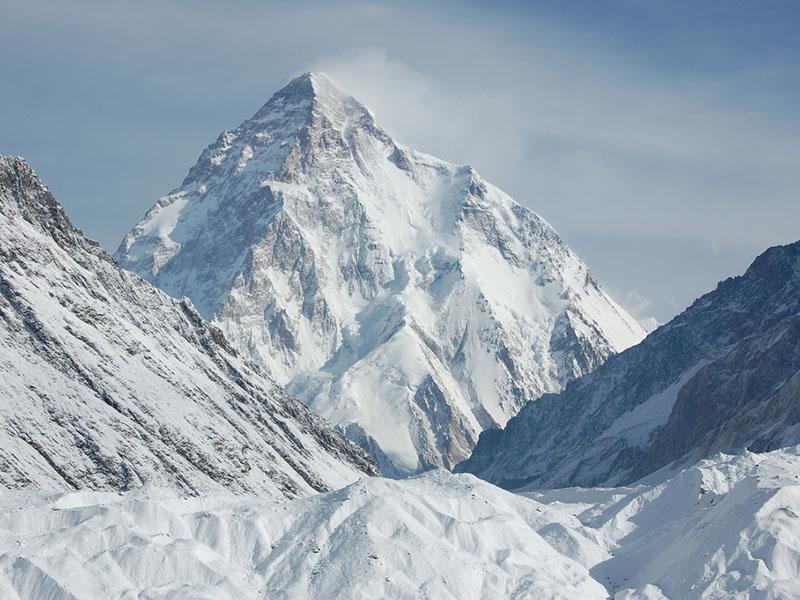 Karničar želi kot prvi Zemljan presmučati zloglasni K2