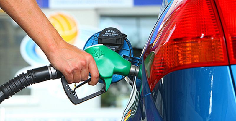 Regulirana bencin in dizel odslej nekoliko cenejša