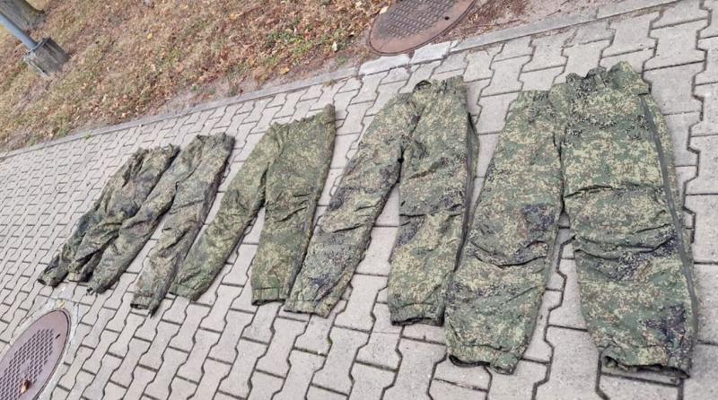 Zgodovinski ulov: Litva zasegla pet parov hlač z ruskega vlaka, pošilja jih v Kijev