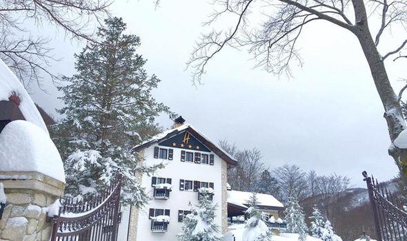 Plaz zasul hotel v osrednji Italiji in zahteval številne žrtve 