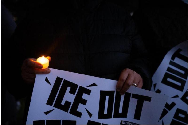 Ustreljen v hrbet: Znane osebnosti iz ZDA obsodile stopnjevanje nasilja agentov ICE v Minnesoti