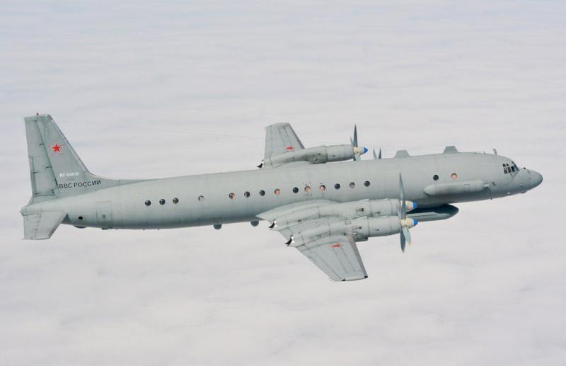 Rusko vojaško letalo izginilo med francoskim in izraelskim napadom na Sirijo