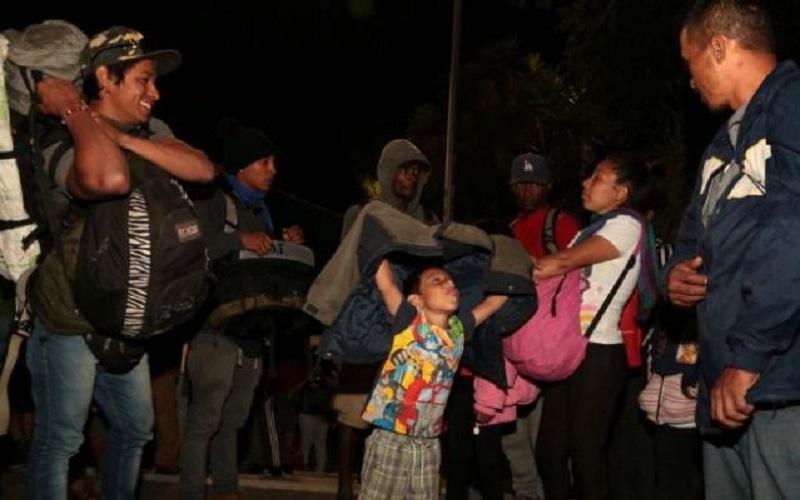 ZN pozivajo Avstralijo, naj preneha ločevati migrantske družine