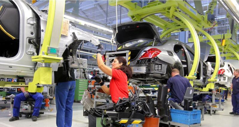 Predsednik Zveze nemške industrije: Izgubljamo konkurenčnost, celo v avtomobilski industriji