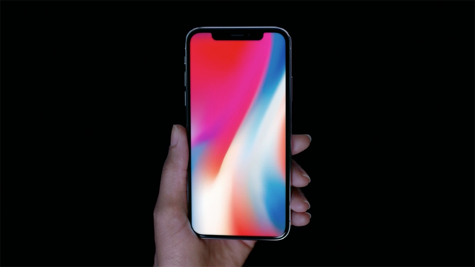 Apple predstavil mobilnike Iphone X in Iphone 8 - kaj zna, koliko stane, kdaj ga lahko dobite?