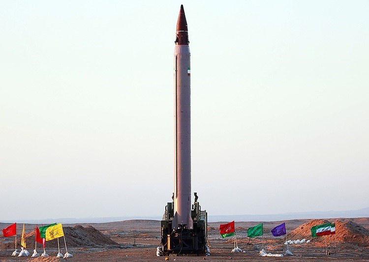 Iran preizkusil novo raketo srednjega dosega