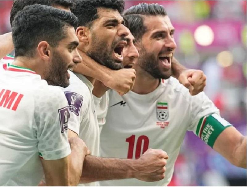 Nehumano, nefer, nešportno: ZDA neprestano diskriminirajo in izčrpavajo iransko nogometno reprezentanco!