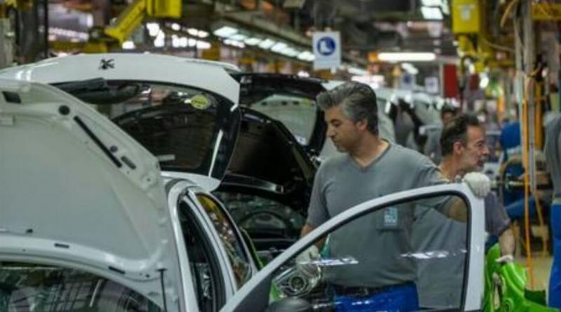 Iran načrtuje skupno proizvodnjo avtomobilov z Rusijo, k temu prispeva tudi MIR