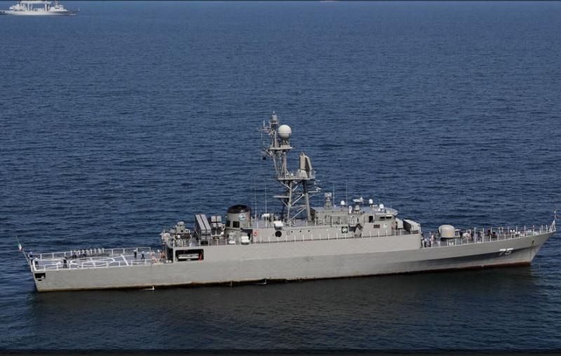 Vojna proti Iranu postaja mednarodna: Ameriška podmornica potopila iransko vojno ladjo pred obalo Šrilanke