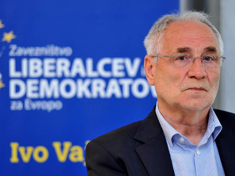 Evroposlanec Vajgl zanika, da bi bil v kakršnikoli preiskavi Sveta Evrope