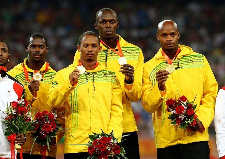 Bolt vrnil medaljo, a se še ne predaja