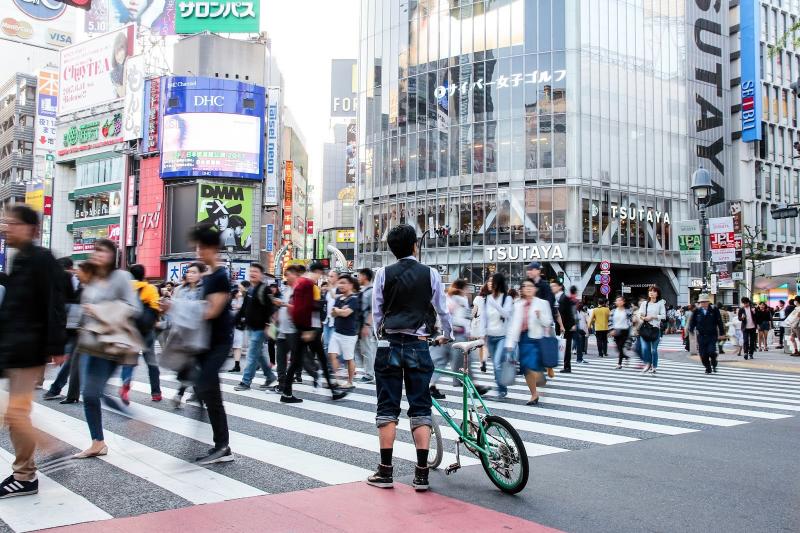 Japonska centralna banka znižala napoved inflacije