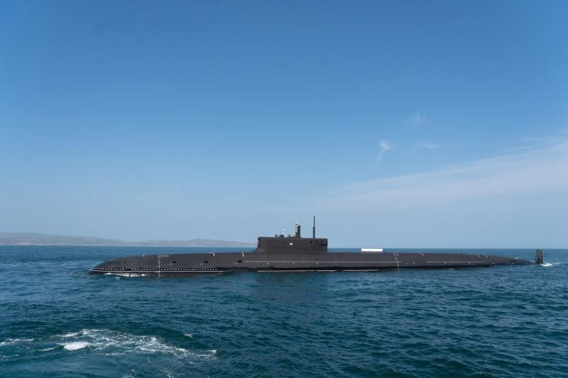 ZDA pri obalah Irske zavzele ruski civilni tanker »Marinera«, velika ognjena moč ruskih podmornic - na čakanju?