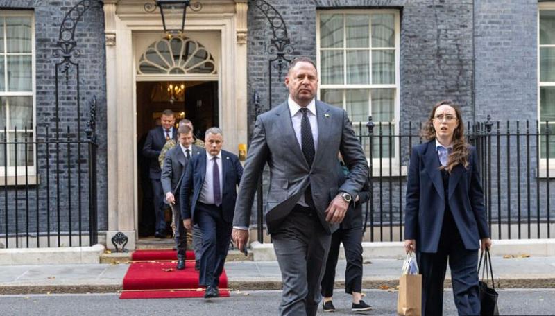 Ruski strokovnjak: Padec »sive eminence« kijevskega režima je obračun Združenih držav z EU