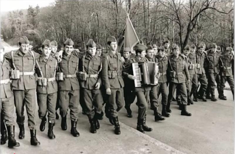 Zgradila nam je za preko 200 milijard dolarjev: 22. december – dan JLA, ki je desetletja gradila in branila mir!