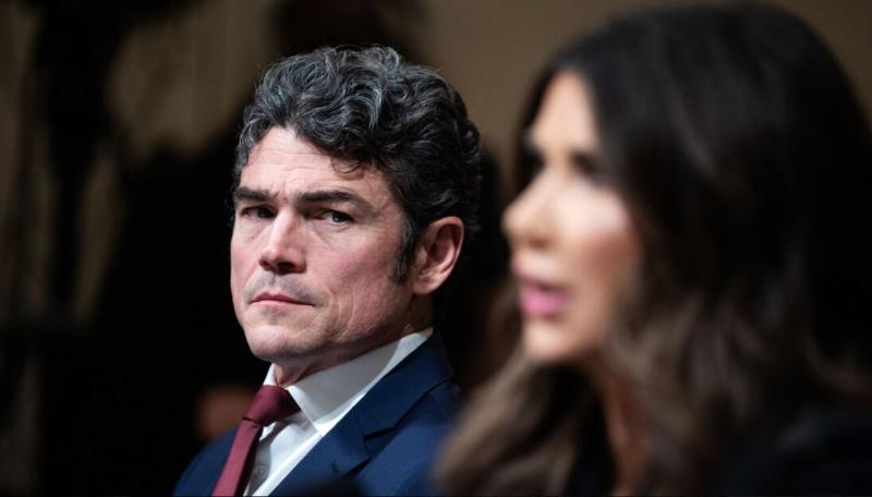 Nekdanji vodja ameriškega NCTC: Sodelovali smo z Al Kaido, to potrjujejo e-poštna sporočila Hillary Clinton