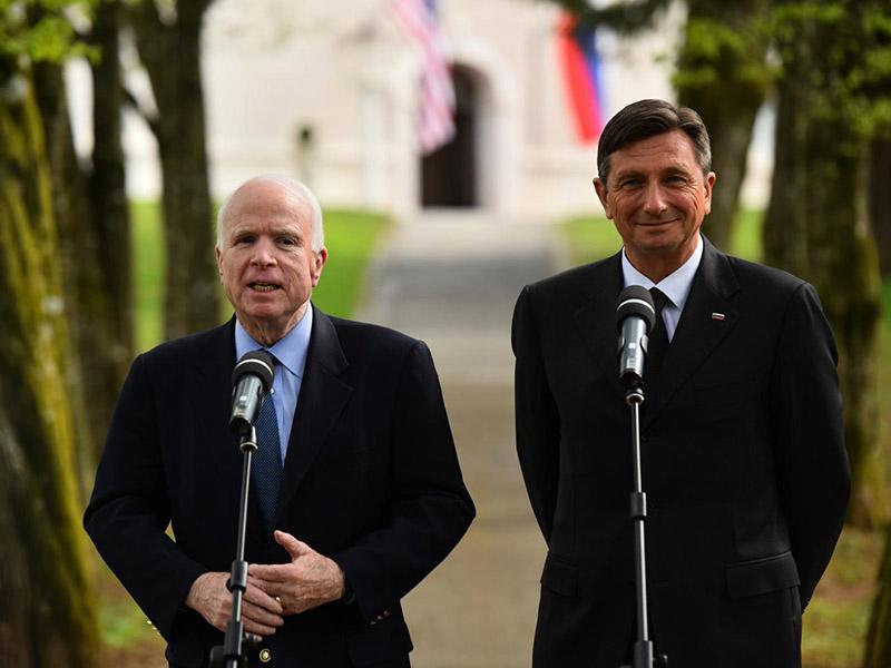 Pahor in McCain poudarila zavezanost nadaljnjemu sodelovanju med državama