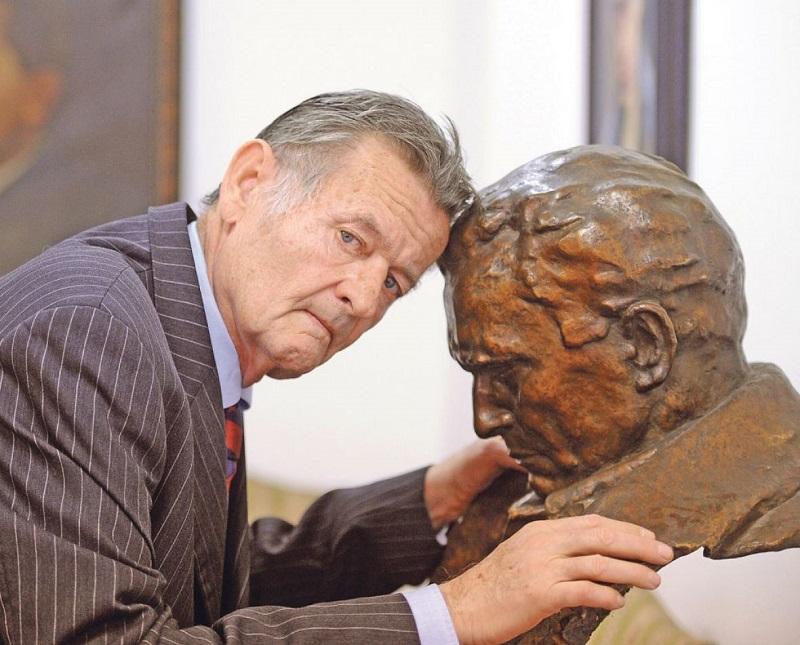 »Od dedka sem podedoval le ime«: V Beogradu v 78. letu umrl Titov vnuk Josip Broz
