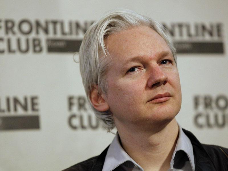 Zaslišanje Assangea končano