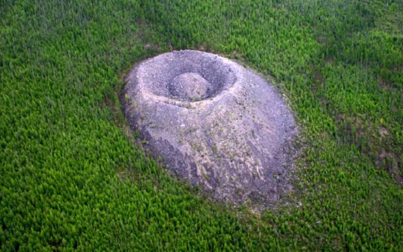 Patomski krater, čudni misterij v globini sibirskih gozdov