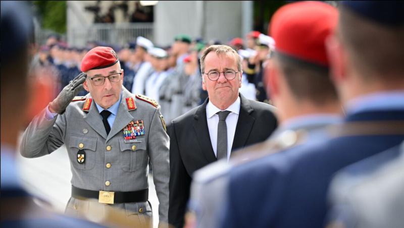 »Kanclerjev general«: Kdo je novi predsedujoči Vojaškega odbora NATO pakta