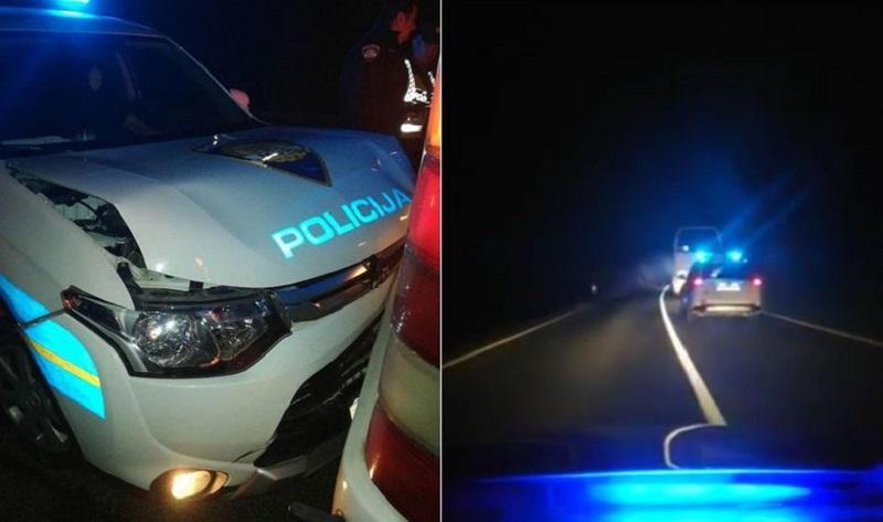 Na Hrvaškem migranta ukradla avtobus in med begom poškodovala policijski vozili