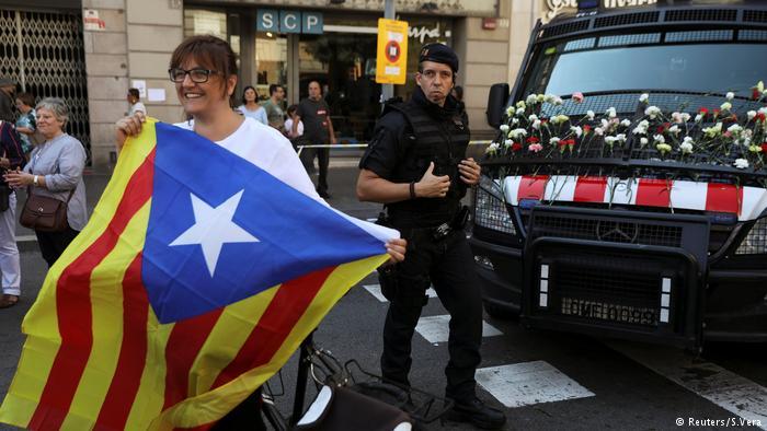 Oblast proti ljudstvu: v Kataloniji poteka referendum navkljub policijski represiji 