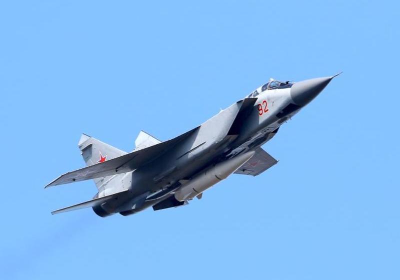 Tornado maščevanja: 150 raket Oniks in Kinžal je Ukrajino pustilo brez elektrike in goriva