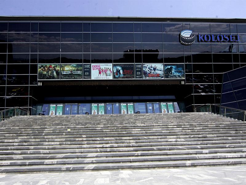Višje sodišče pošilja Kolosej kinematografe znova v stečaj