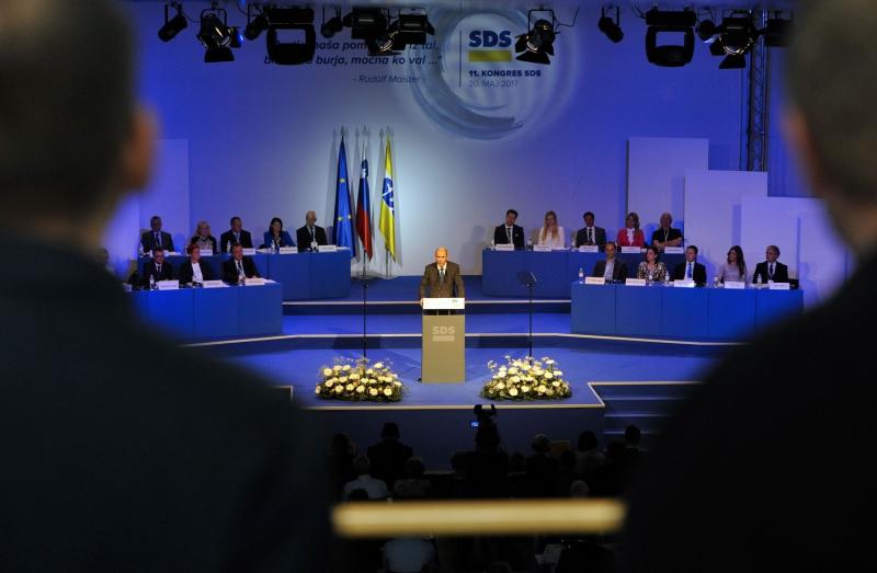 Janša prevzema osmi mandat na čelu SDS