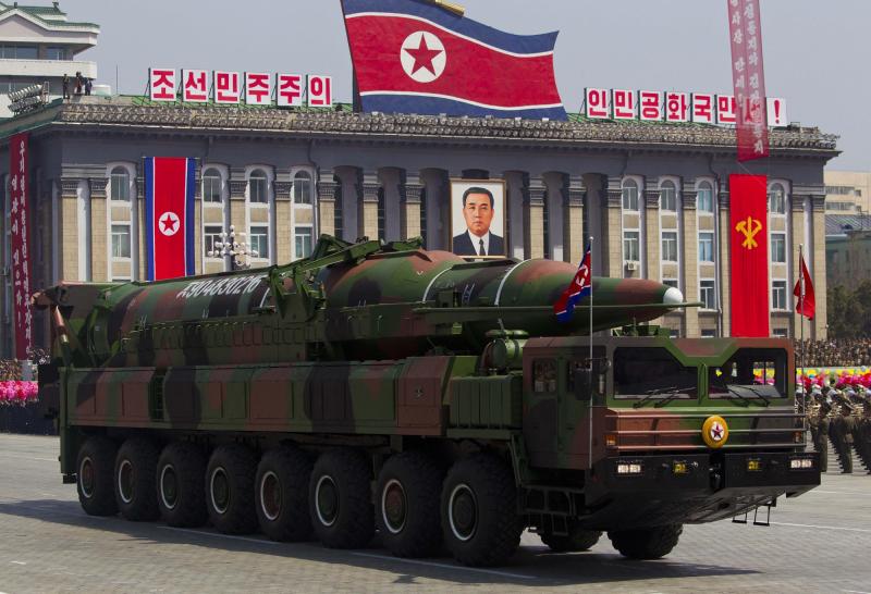 Severna Koreja izvedla nov preizkus balistične rakete, ki je preletela tisoč kilometrov