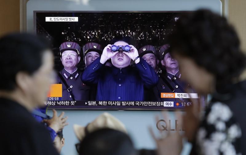 Severna Koreja z novo raketo že na pol poti do ZDA