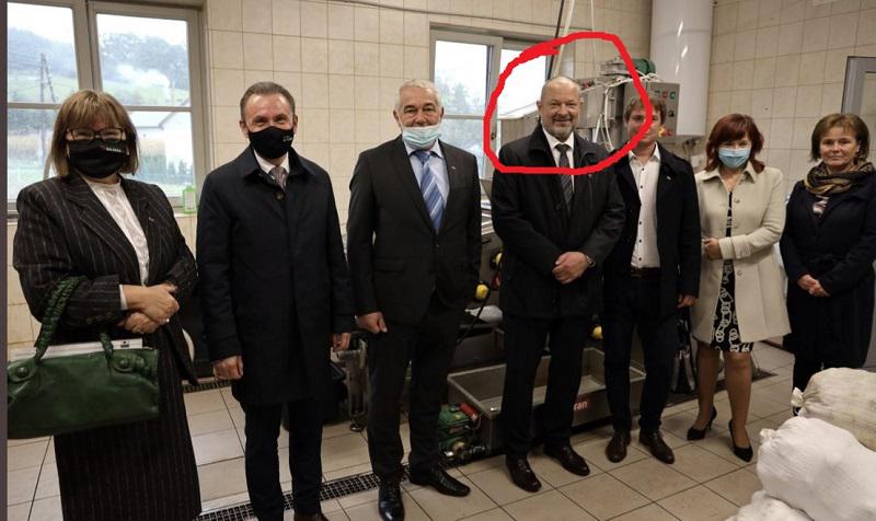 Teflonski Alojz: je Kovšca resnični Chuck Norris slovenske politike?