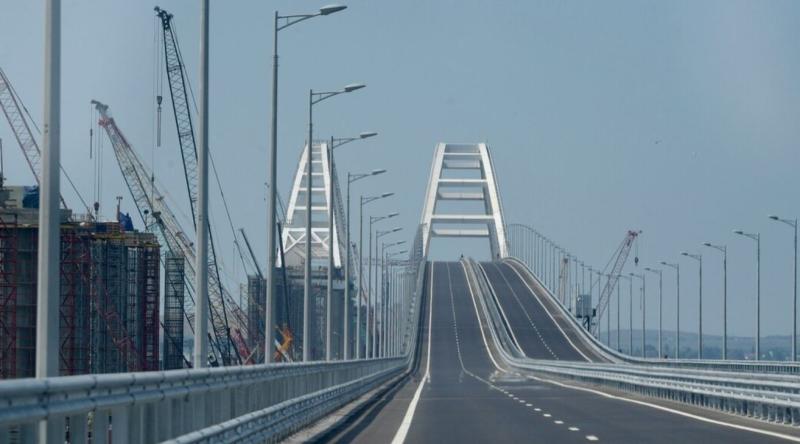 Litva namiguje na nov napad na Krimski most; Moskva: Pokesali se boste!