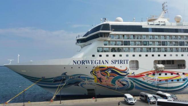 Norwegian Spirit na obisku: V Koper pripeljala prek dva tisoč potnikov