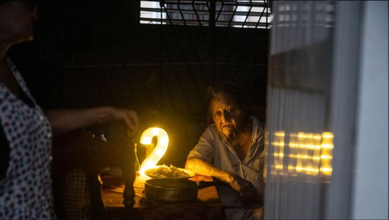 Ameriški kongresniki proti lastni politiki: Blokada Kube je ekonomsko bombardiranje