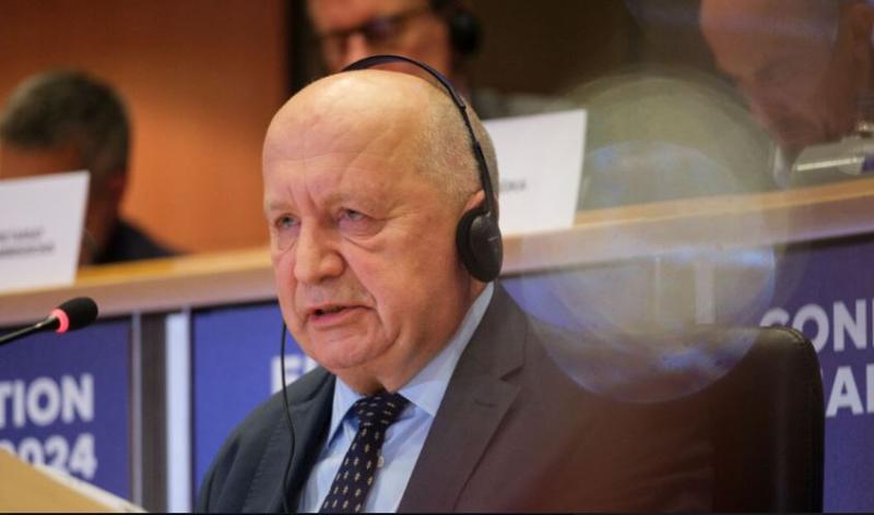 Evropski komisar za obrambo upa, da se bo vojna v Ukrajini nadaljevala
