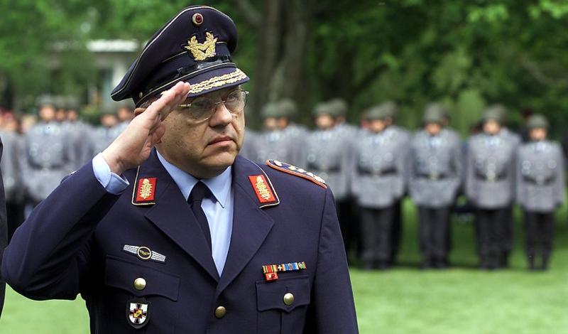 Nekdanji častnik Nata: Obstaja tveganje razpada Ukrajine