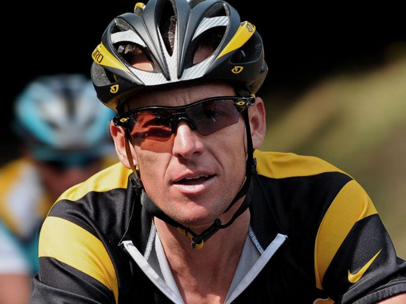 Armstrong med vabljenimi zvezdniki na spominsko dirko v čast Pantanija