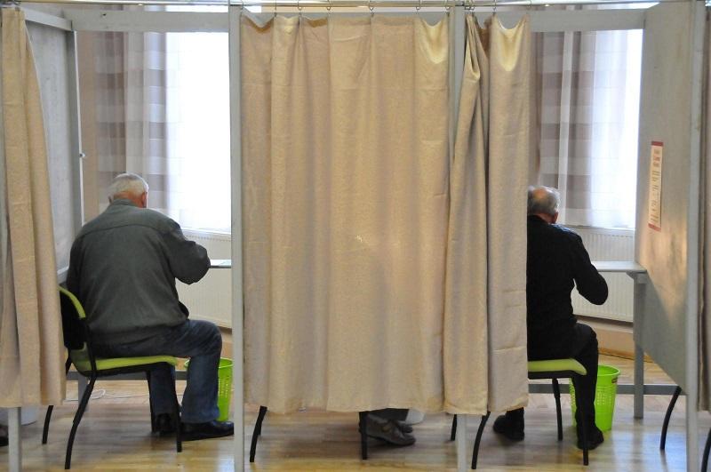 Na parlamentarnih volitvah v Latviji zmaga proruske stranke